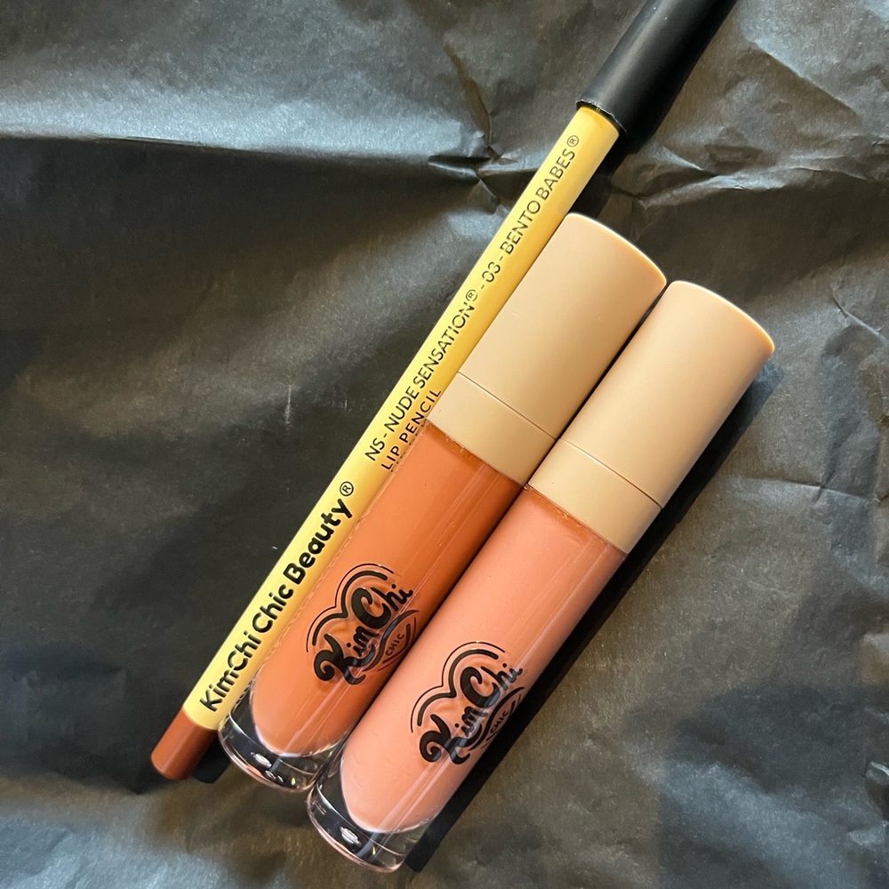 - 🆕 Kim Chi Bento Babes lip Trio
